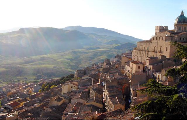 Gangi in Sicilia, offre case ad 1 euro