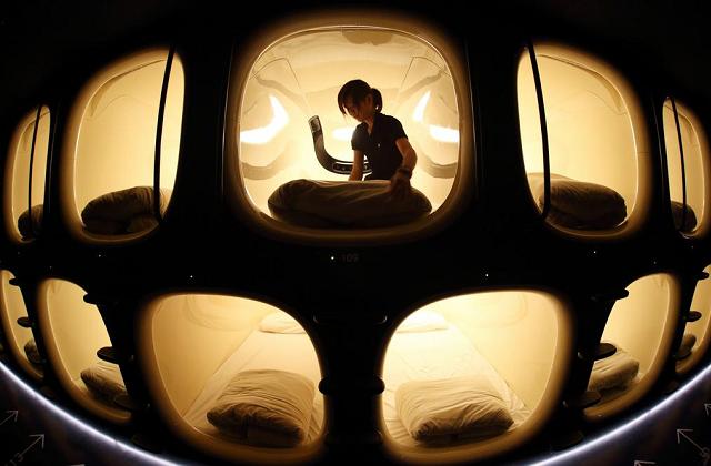 Capsule Hotel a Tokyo: prezzi e stanze ridotti al minimo
