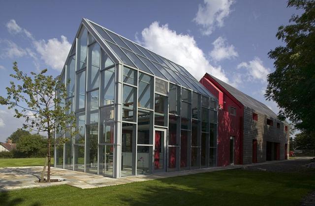 La casa scorrevole che segue le stagioni