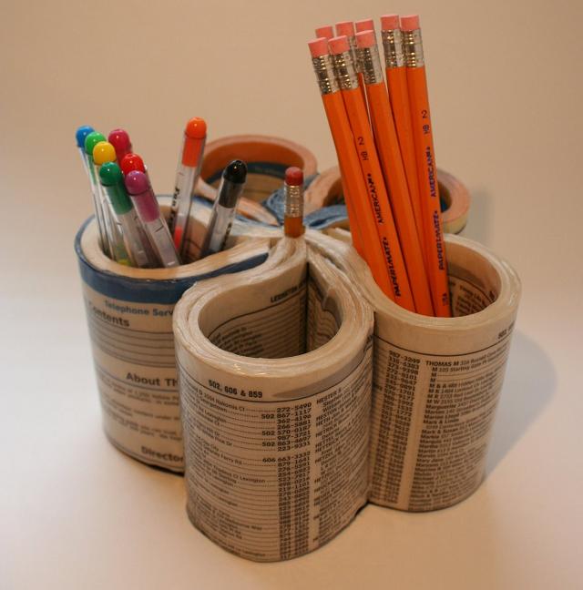 Come riciclare i vecchi quotidiani con fantasia e creatività