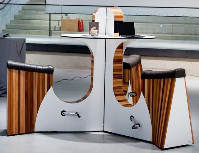 We bike la bici che permette di ricaricare lo smartphone pedalando