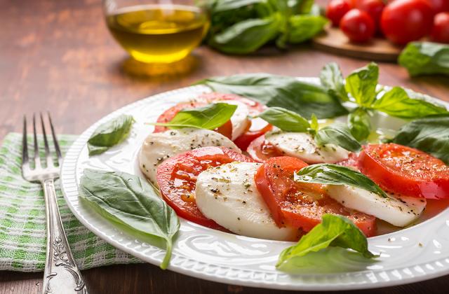 Dieci consigli per tenere la casa al fresco senza l'aria