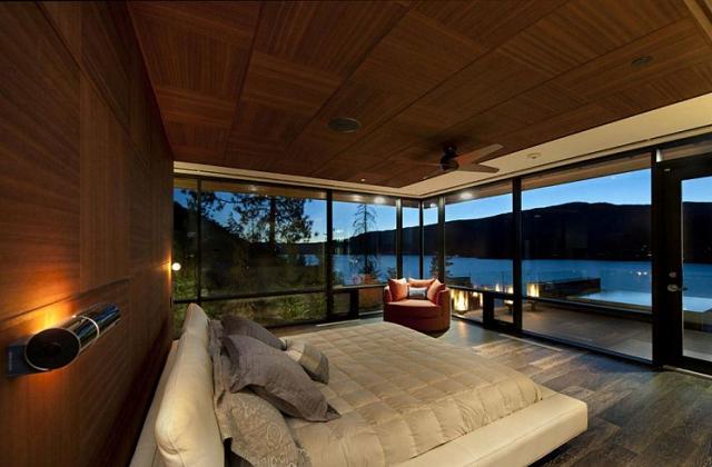 La casa sul lago che galleggia come una barca