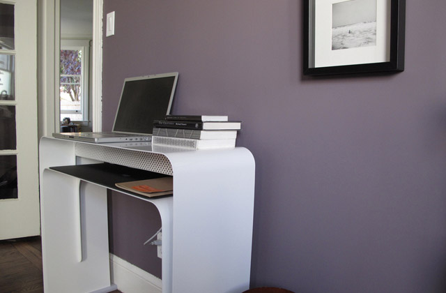 OneLessDesk consolle e scrivania