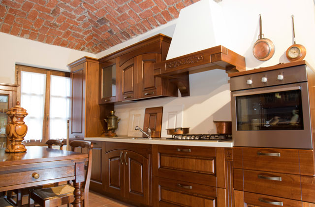 cucina in legno massello