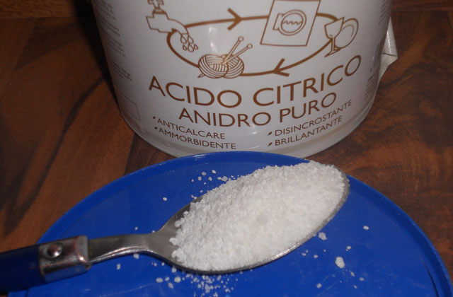 acido citrico calcare