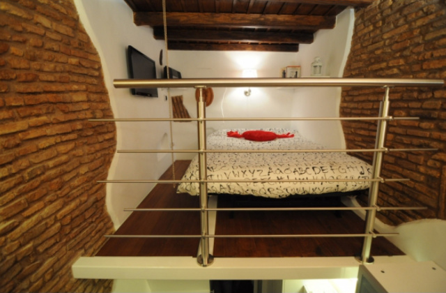 la casa più piccola in Italia camera