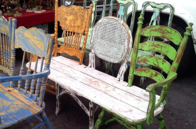 panca a tre sedie antiche