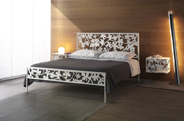 letto in ferro battuto bianco