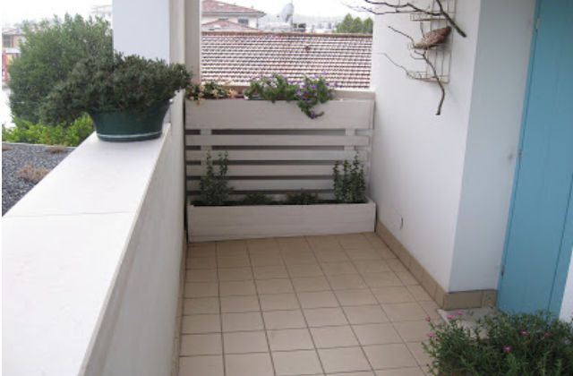 fioriera con pallet in terrazzo