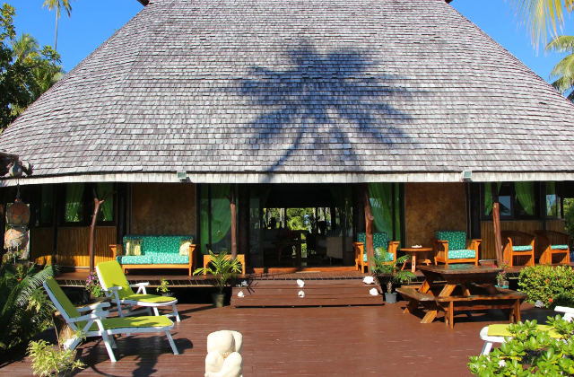 isola in Polinesia portico in legno