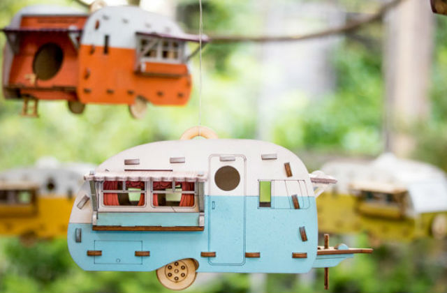 camper birdhouse
