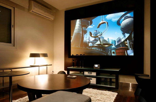 distanza giusta dalla tv notte