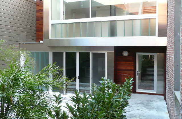 ps house retro