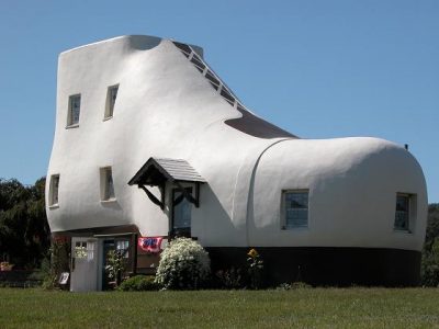 Stranezze architettoniche: le costruzioni più incredibili del mondo!